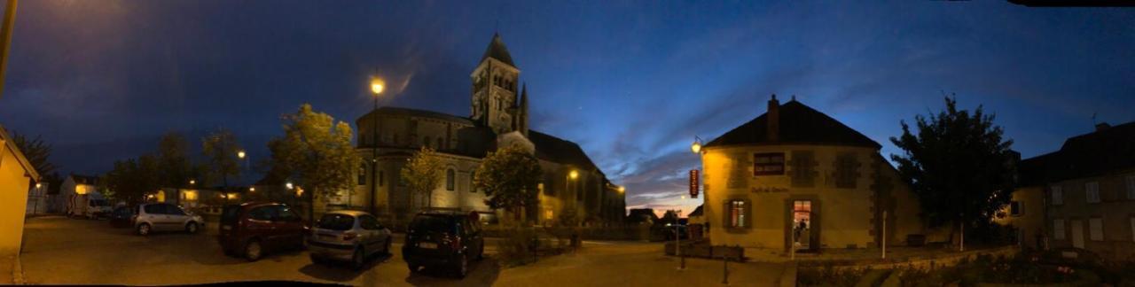 Chambres D'Hote Les Bredins Saint-Menoux Luaran gambar